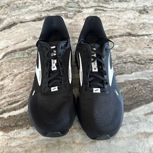 Men’s Brooks Launch 9 GTS Running Shoes